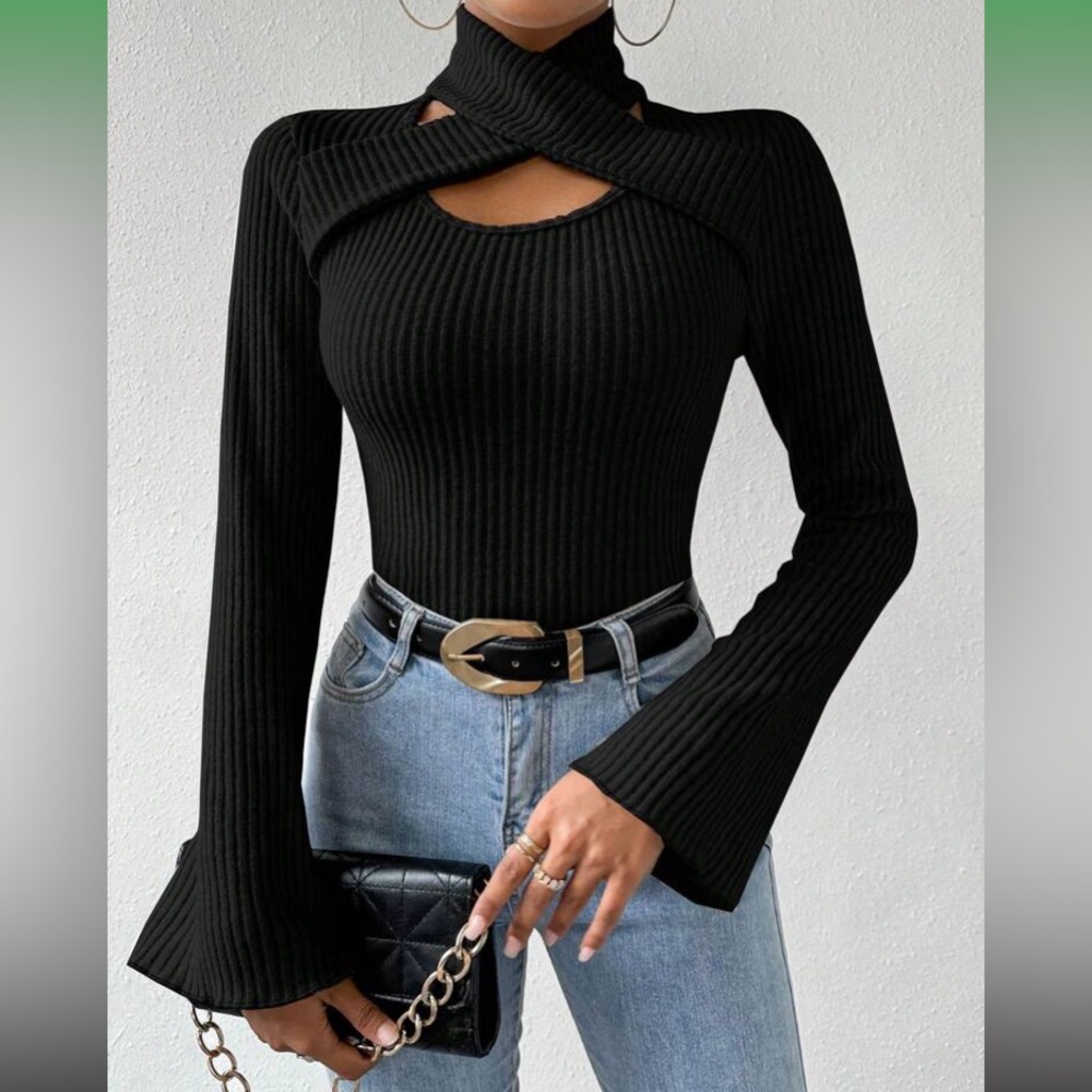 Chic Red Ribbed Knit Top - Picture 7 of 12